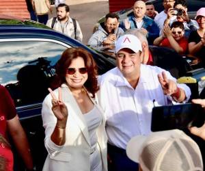 La candidata presidencial de Libre no obtuvo los votos del edil capitalino que busca la reelección.