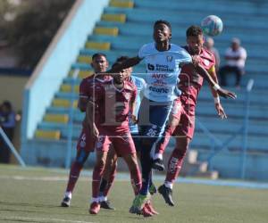 Imágenes del desarrollo del partido.