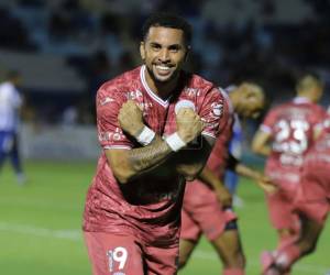 Imágenes del desarrollo del partido.