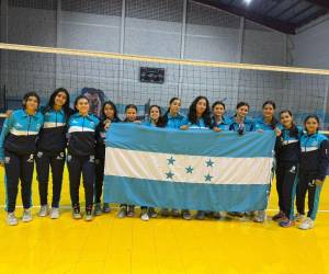 La Selección Nacional Femenina Sub-15 de Voleibol que representará a Honduras en la Copa Centroamericana en Managua, Nicaragua.