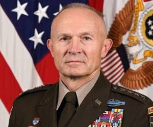 Parnell confirmó el retiro de George asegurando en su cuenta de X que: El general Randy A. George se retirará de su cargo como el 41.º Jefe de Estado Mayor del Ejército con efecto inmediato.