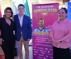 El exfutbolista argentino y actual entrenador Javier Mascherano llega a Honduras por primera vez gracias a La Curacao.