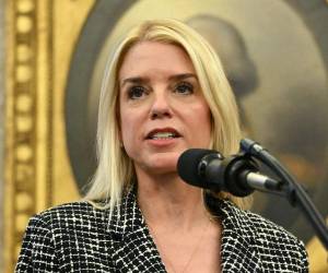 Pam Bondi, la fiscal general de Estados Unidos, confirmó los delitos.