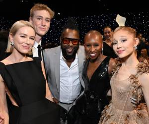 La trigésima primera edición de los galardones reunió en Santa Mónica a las principales figuras de cine y televisión, con Chelsea Handler como anfitriona por cuarto año consecutivo.