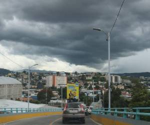 Las condiciones lluviosas continuarán en Honduras en los próximos días debido a la influencia de humedad del Pacífico y el Caribe.