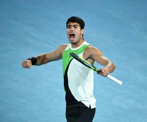 Alcaraz aprovechó un descanso en la competición para añadir una nueva pieza a su ya conocida colección de tatuajes conmemorativos.