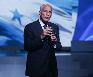 Asfura instó a la población a cuidar su voto.