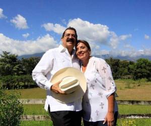 Manuel Zelaya y Xiomara Castro tienen 46 años de matrimonio.