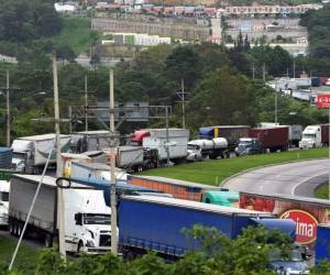 Transportistas de carga expresaron su preocupación por las alzas registradas en el precio del diésel.