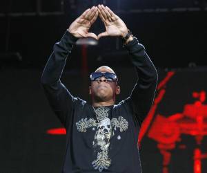 JAY-Z habría decidido ocupar él mismo el escenario del medio tiempo del Super Bowl LXI, programado para el 14 de febrero de 2027 en el SoFi Stadium, en Inglewood, California.