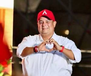 Con una diferencia mínima de votos, los resultados preliminares del CNE colocan a Jorge Aldana al frente de la contienda por la Alcaldía del Distrito Central.