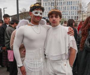 Rosalía inicia la gira Lux en Lyon días después de rectificar públicamente sus declaraciones sobre Pablo Picasso, que generaron una fuerte controversia durante la promoción del disco.