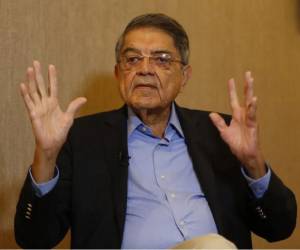 De resultar electo, Ramírez ocupará el sillón L, vacante desde el fallecimiento de Vargas Llosa el 13 de abril de 2025.