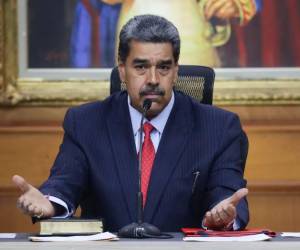 Maduro dice que atacar militarmente a Venezuela sería el fin político de Donald Trump.