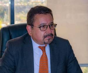 El ministro de Derechos Humanos presume avances en derechos humanos pese a críticas internacionales.