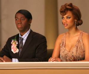 Amigos cercanos y allegados de Miss J. Alexander, el histórico entrenador de pasarela de America´s Next Top Model, lanzaron una campaña urgente a través de la plataforma GoFundMe, para ayudarle a costear los elevados gastos médicos y cuidados permanentes tras el derrame cerebral que sufrió a finales de 2022.