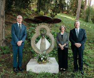 La imagen de la Virgen de Suyapa fue entronizada en los Jardines Vaticanos el 20 de septiembre de 2013.