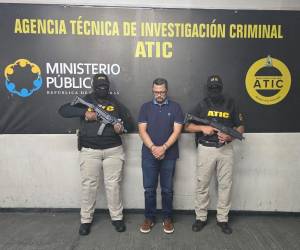 El capturado fue identificado como Rafael Alejandro Sierra Linares.