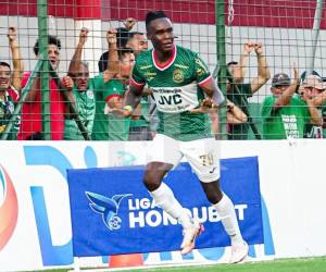 Rubilio Castillo llegó a su quinto gol con la camisa del Marathón.