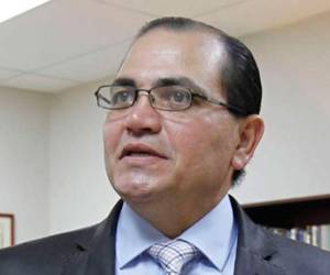 Aseguran que Solórzano salió hace varias semanas.