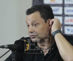 Campos atendió a los medios de comunicación tras sufrido triunfo ante UPFNM.