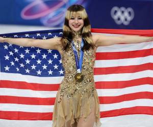 Alysa Liu, la atleta olímpica que consiguió un oro para Estados Unidos en los Juegos de Invierno de Milán-Cortina 2026, ha ganado popularidad por su espectacular presentación tras convertirse en la primera mujer estadounidense en ganar la medalla después de 24 años sin victorias.