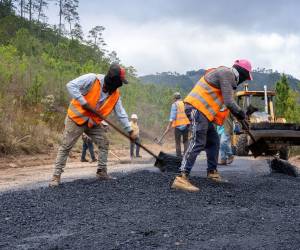El programa de bacheo es parte de la Ley de Emergencia Vial, aprobada por el actual gobierno, vigente desde el 12 de febrero de 2026.