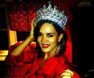 El calendario marca una fecha que remite a un suceso aún presente en la conversación pública latinoamericana. Hace 12 años, Mónica Spear, Miss Venezuela 2004 y actriz reconocida, fue asesinada junto a su esposo en un hecho que conmocionó al país.