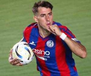 Rodrigo Auzmendi dejó Banfield para unirse al San Lorenzo de Almagro.