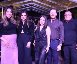 María José Paz, Mónica Guillen, Kathy Paz, Pablo Valerio y Olger Ventura.