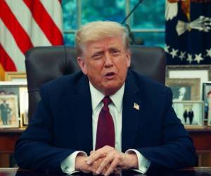 Donald Trump celebró la eliminación del líder iraní y adelantó charlas con Irán.