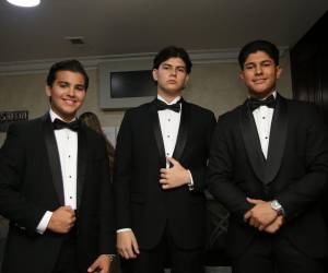 Una noche donde la elegancia se convirtió en legado y donde cada senior selló el último capítulo de su vida escolar se vivió este sábado en Tegucigalpa.