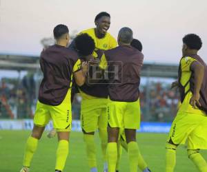 Imágenes del desarrollo del partido.