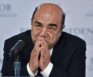 Murillo Karam fue arrestado el viernes en su casa de un exclusivo barrio de Ciudad de México por “desaparición forzada, tortura y delitos contra la administración de justicia”.