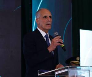 Asfura participó en la toma de posesión del titular de la CCIC.