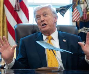 Donald Trump confirmó que siguen las conversaciones con el gobierno de Cuba.