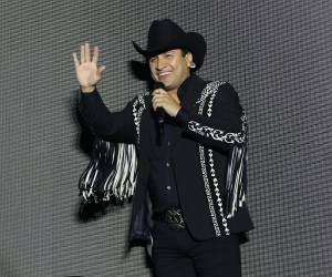 El calendario musical del próximo año empieza a despejar incógnitas y una de ellas apunta al norte del país. Mediante un mensaje breve, difundido por canales oficiales, Julión Álvarez anunció su regreso a Honduras tras su exitosa presentación en Tegucigalpa, el pasado 15 de noviembre.