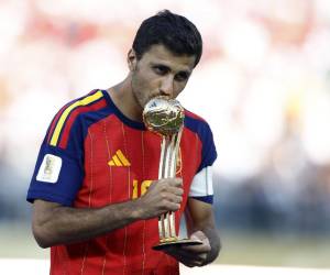 Parece que los caminos de <b>Rodri </b>y el <b>Real Madrid</b> están destinados a encontrarse, luego de que <b>Florentino Pérez,</b> presidente de los blancos, diera su visto bueno al traspaso del mediocampista español.