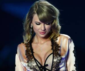 Hasta antes de la noche de este domingo, Swift llevaba 30 premios de los MTV VMAs, cifra que empataba con Beyoncé.