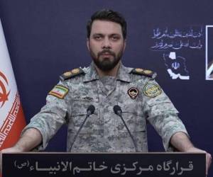 El portavoz del Cuartel General Central de Jatam al-Anbia, Ebrahim Zolfagari, expresó que cualquier buque vinculado a Estados Unidos o Israel será “objetivo legítimo.