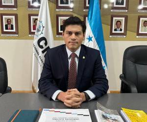 Marlon Ochoa no firmó la declaratoria de las elecciones y estuvo ausente en muchos plenos.