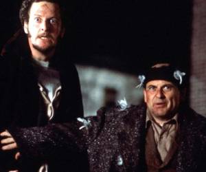 El intérprete de Marv en la saga navideña fue citado por las autoridades tras supuestamente intentar contratar servicios de una escort. No fue detenido, solo recibió una multa.