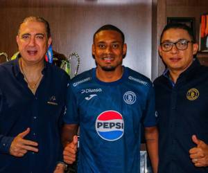 El lateral derecho fue presentado el pasado 24 de mayo como jugador del Ciclón Azul.