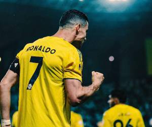 Así celebró uno de sus dos goles el astro portugués.