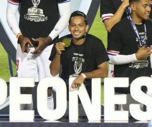 Edwin Rodríguez jugó gran parte del partido con el Olimpia ante el Motagua.