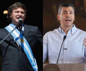 A la izquierda, Javier Milei, presidente de Argentina. A la derecha, el presidente de Paraguay, Santiago Peña.