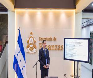 Hernández aseguró que con el monto embargado a la fecha se pudo aumentar la adquisición de medicamentos en 175%.