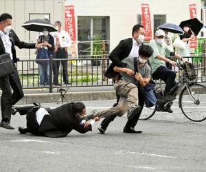 El supuesto asesino de Abe era un desempleado de 41 años, Tetsuya Yamagami, quien aseguró que utilizó un arma de fabricación casera.