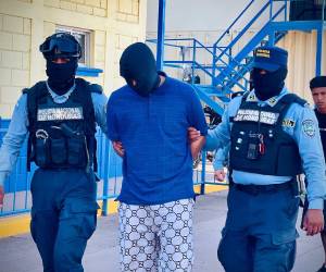 Los detenidos fueron remitidos a las oficinas de la DPI, desde donde se les iniciará su proceso penal.