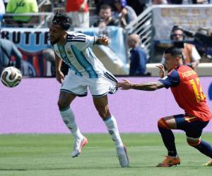 Imágenes del desarrollo del partido.